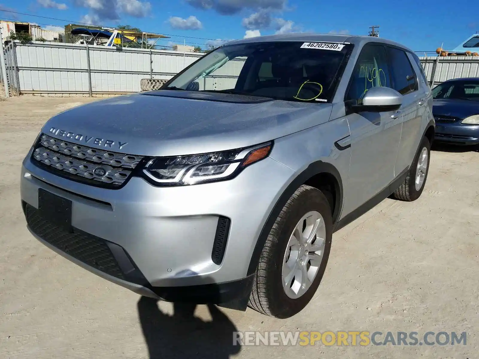 2 Photograph of a damaged car SALCJ2FX8LH851035 LAND ROVER DISCOVERY 2020