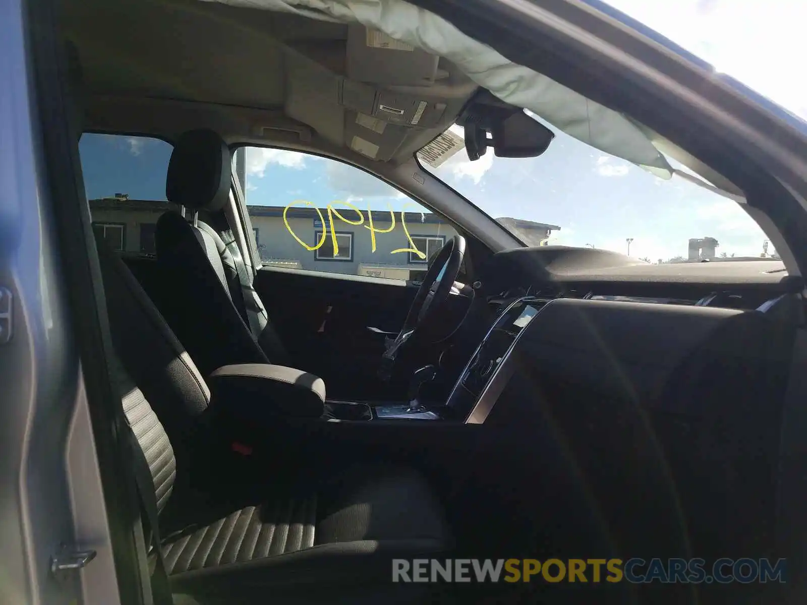 5 Photograph of a damaged car SALCJ2FX8LH851035 LAND ROVER DISCOVERY 2020