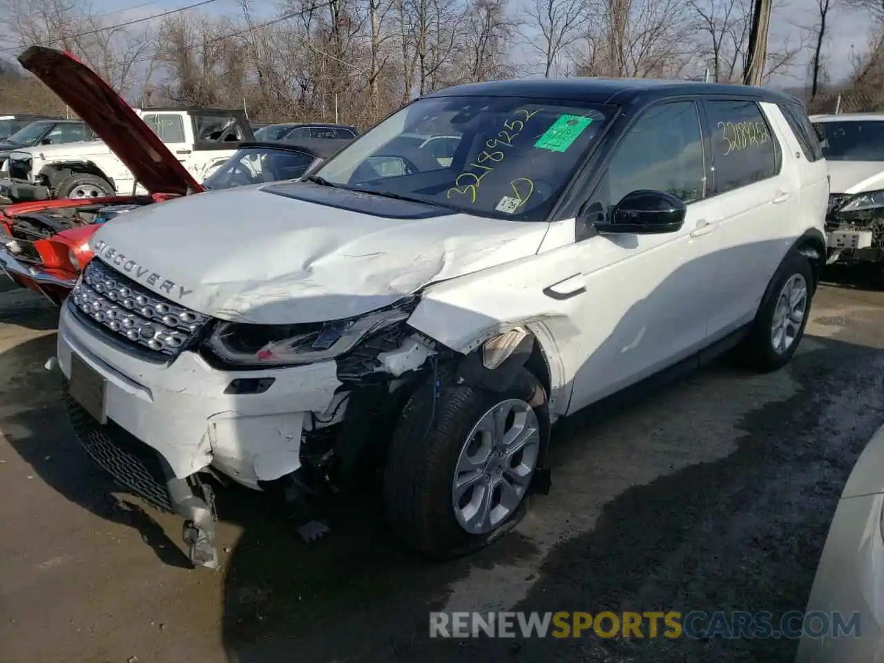 2 Photograph of a damaged car SALCJ2FX8LH852072 LAND ROVER DISCOVERY 2020