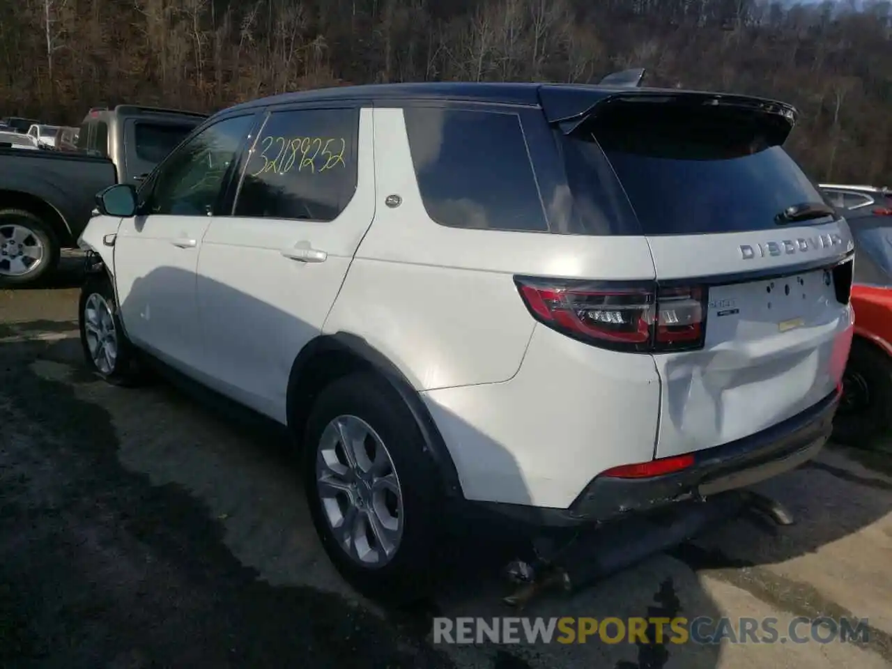 3 Photograph of a damaged car SALCJ2FX8LH852072 LAND ROVER DISCOVERY 2020