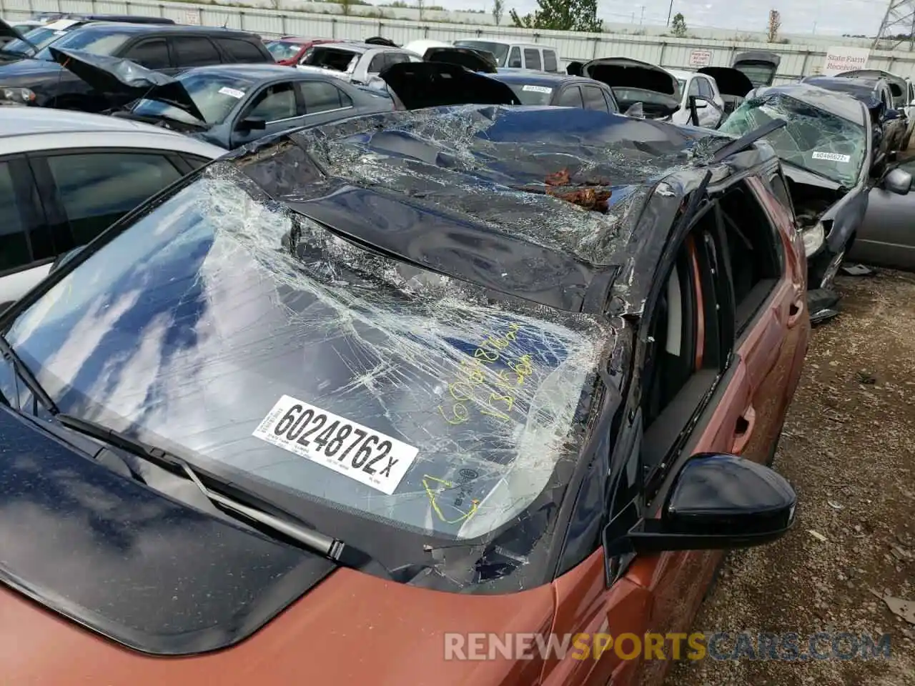 9 Photograph of a damaged car SALCJ2FX8LH880809 LAND ROVER DISCOVERY 2020