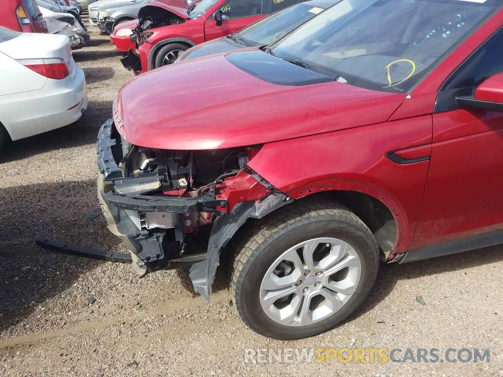 9 Photograph of a damaged car SALCJ2FX9LH845759 LAND ROVER DISCOVERY 2020