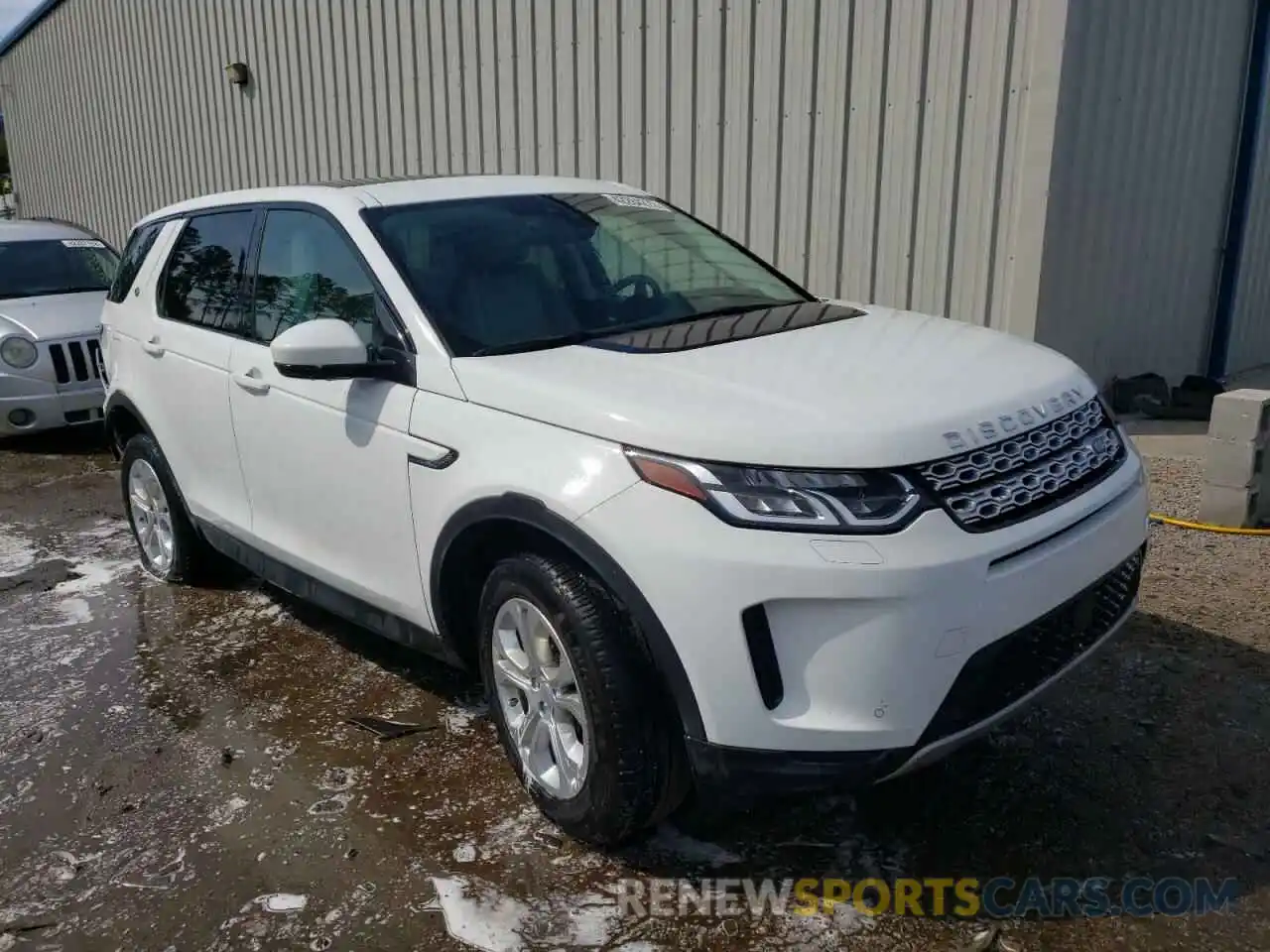 1 Photograph of a damaged car SALCJ2FX9LH880687 LAND ROVER DISCOVERY 2020