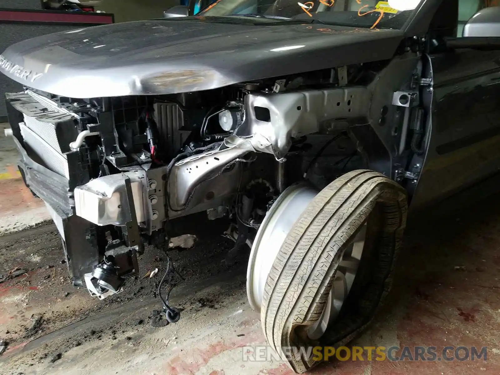 10 Фотография поврежденного автомобиля SALCJ2FXXLH859718 LAND ROVER DISCOVERY 2020