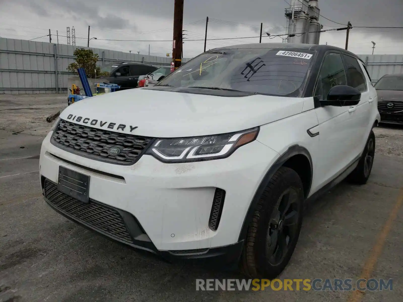 2 Photograph of a damaged car SALCJ2FXXLH881542 LAND ROVER DISCOVERY 2020