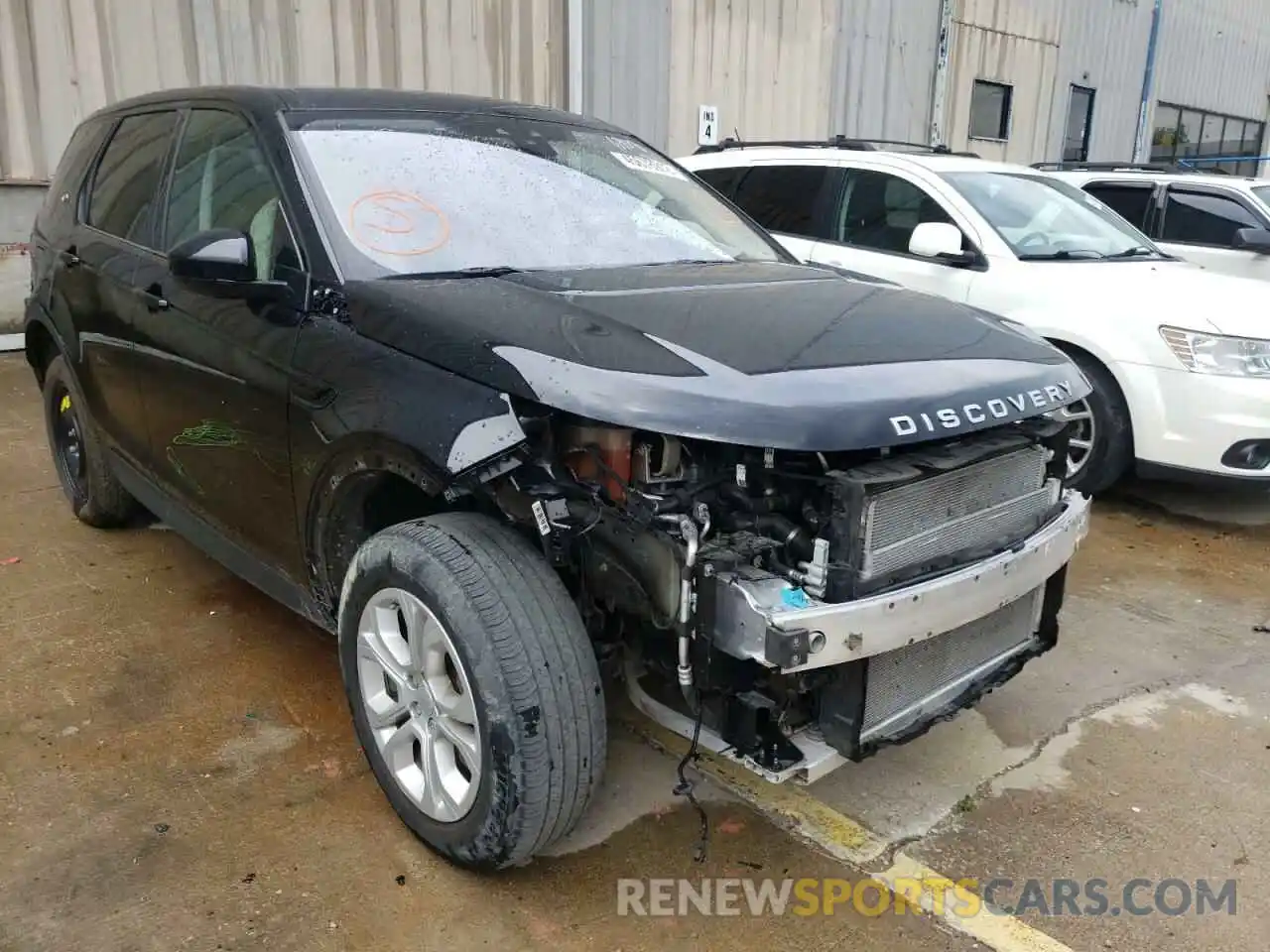 1 Photograph of a damaged car SALCK2FX3LH836908 LAND ROVER DISCOVERY 2020