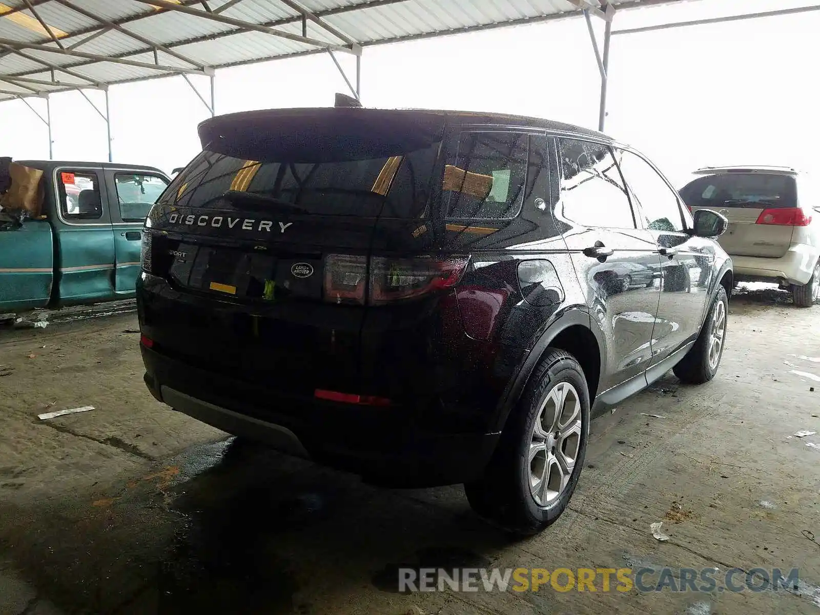 4 Photograph of a damaged car SALCK2FX3LH843258 LAND ROVER DISCOVERY 2020