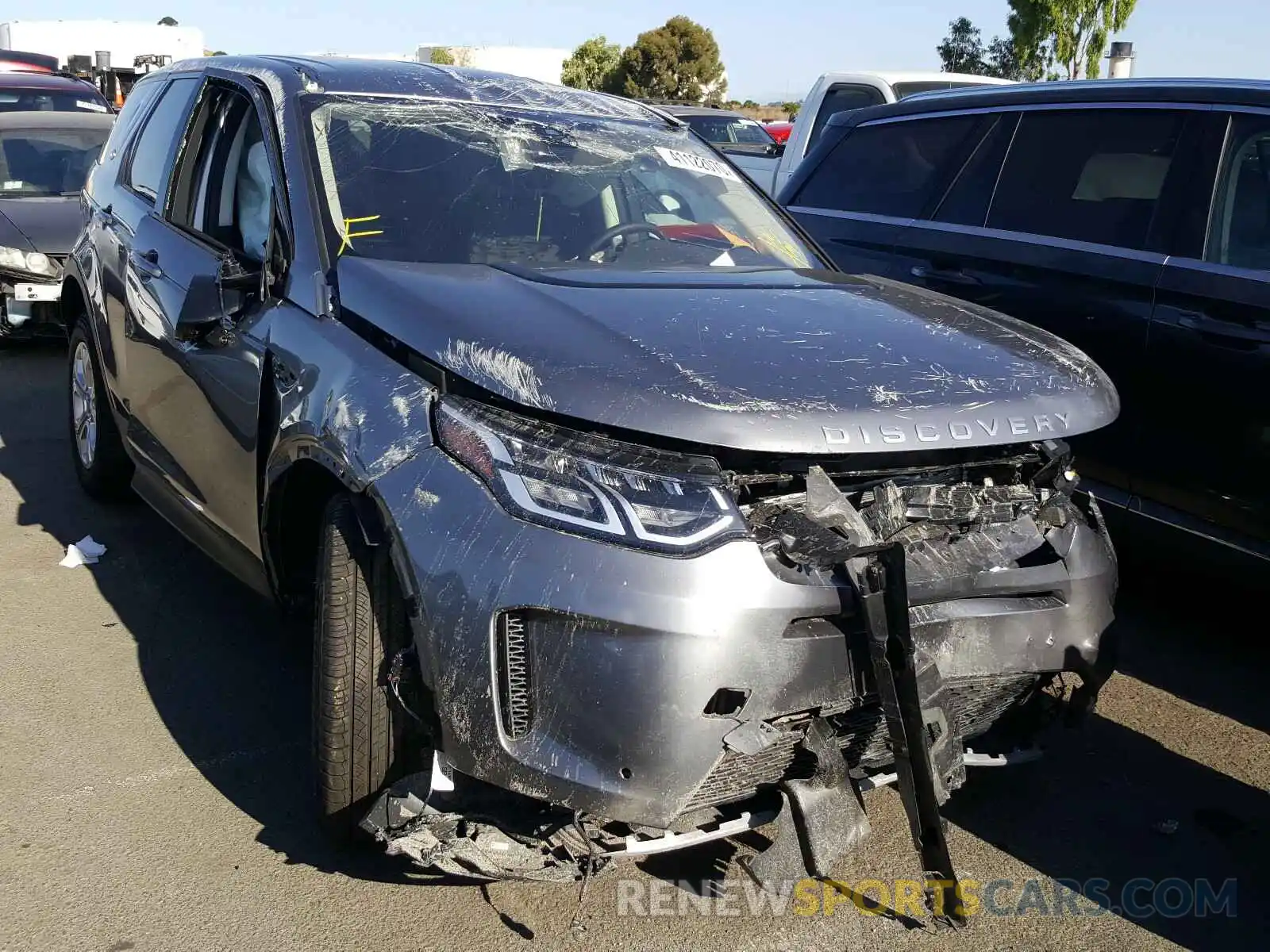 1 Photograph of a damaged car SALCK2FX4LH845620 LAND ROVER DISCOVERY 2020