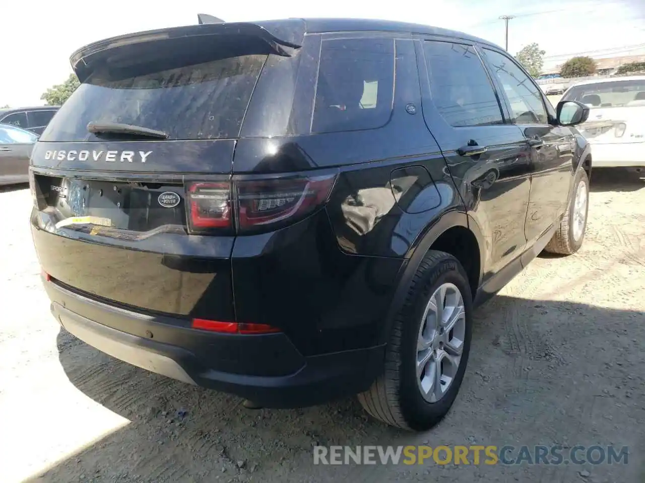 4 Photograph of a damaged car SALCK2FX4LH863941 LAND ROVER DISCOVERY 2020