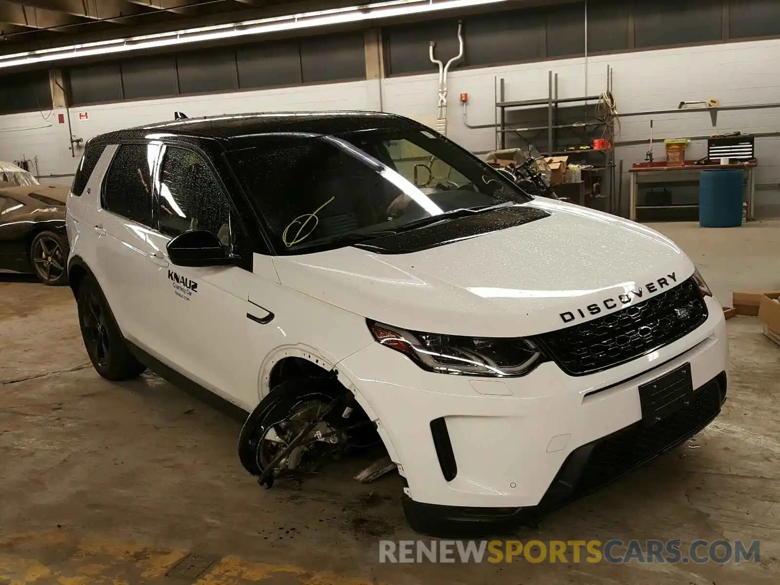 1 Photograph of a damaged car SALCK2FX5LH845657 LAND ROVER DISCOVERY 2020