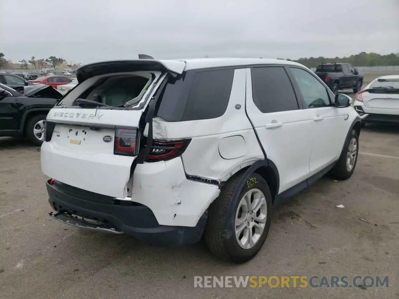 4 Photograph of a damaged car SALCK2FX6LH853587 LAND ROVER DISCOVERY 2020