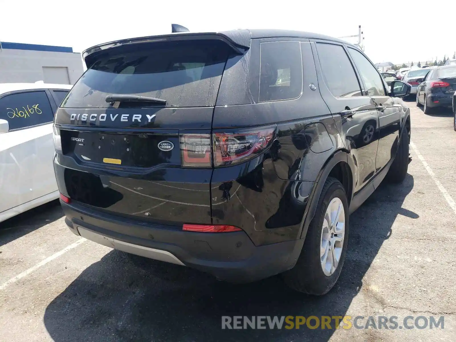 4 Photograph of a damaged car SALCK2FXXLH835061 LAND ROVER DISCOVERY 2020