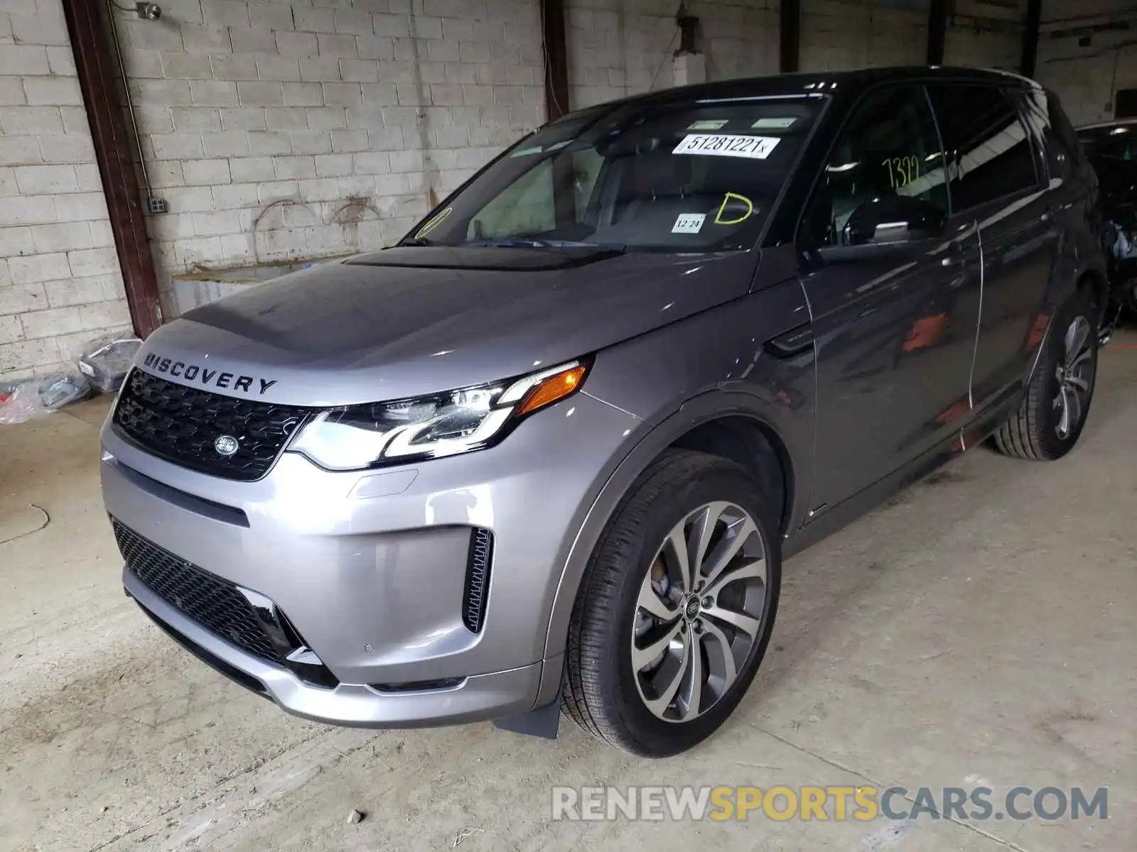 2 Photograph of a damaged car SALCL2FX0LH848284 LAND ROVER DISCOVERY 2020