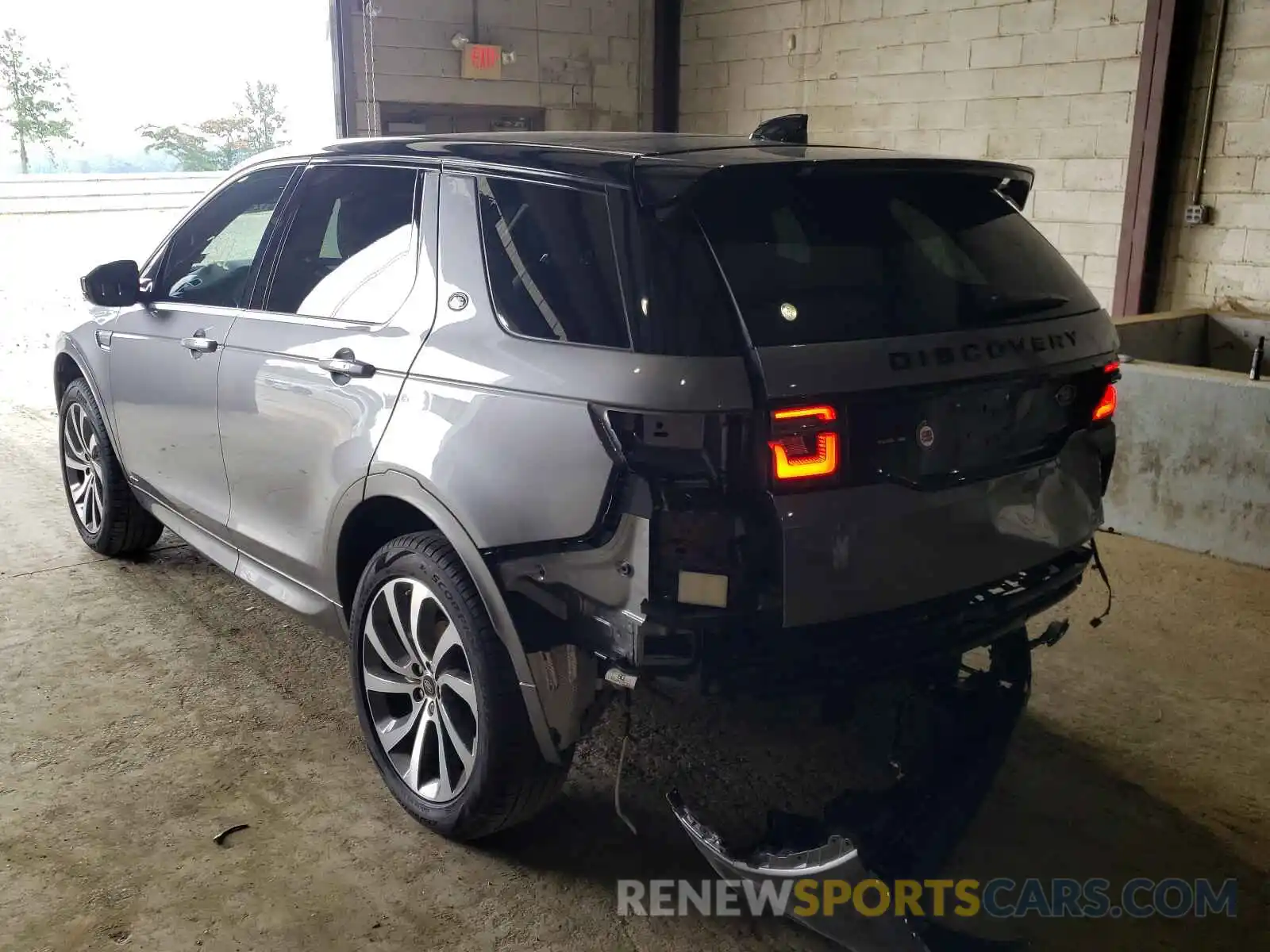 3 Photograph of a damaged car SALCL2FX0LH848284 LAND ROVER DISCOVERY 2020