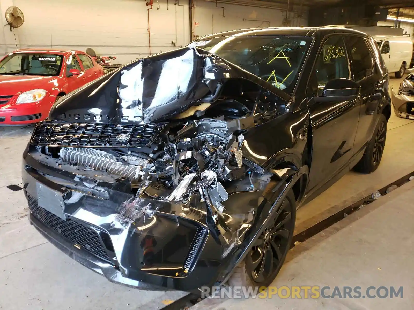 2 Photograph of a damaged car SALCL2FX3LH839224 LAND ROVER DISCOVERY 2020