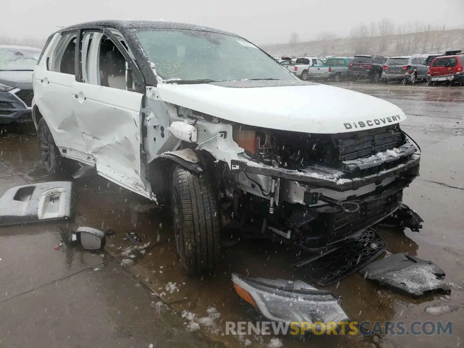 1 Photograph of a damaged car SALCL2FX7LH853563 LAND ROVER DISCOVERY 2020