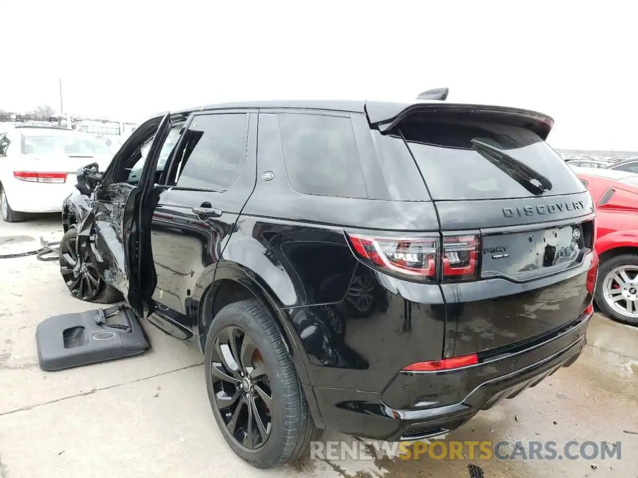 3 Photograph of a damaged car SALCL2FXXLH854142 LAND ROVER DISCOVERY 2020