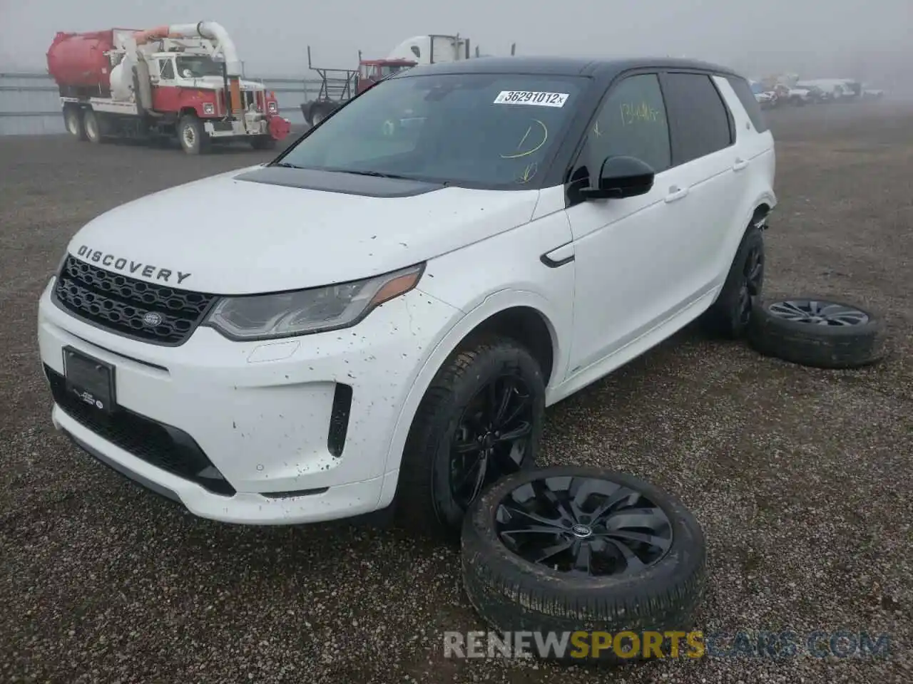 2 Photograph of a damaged car SALCL2FXXLH881230 LAND ROVER DISCOVERY 2020