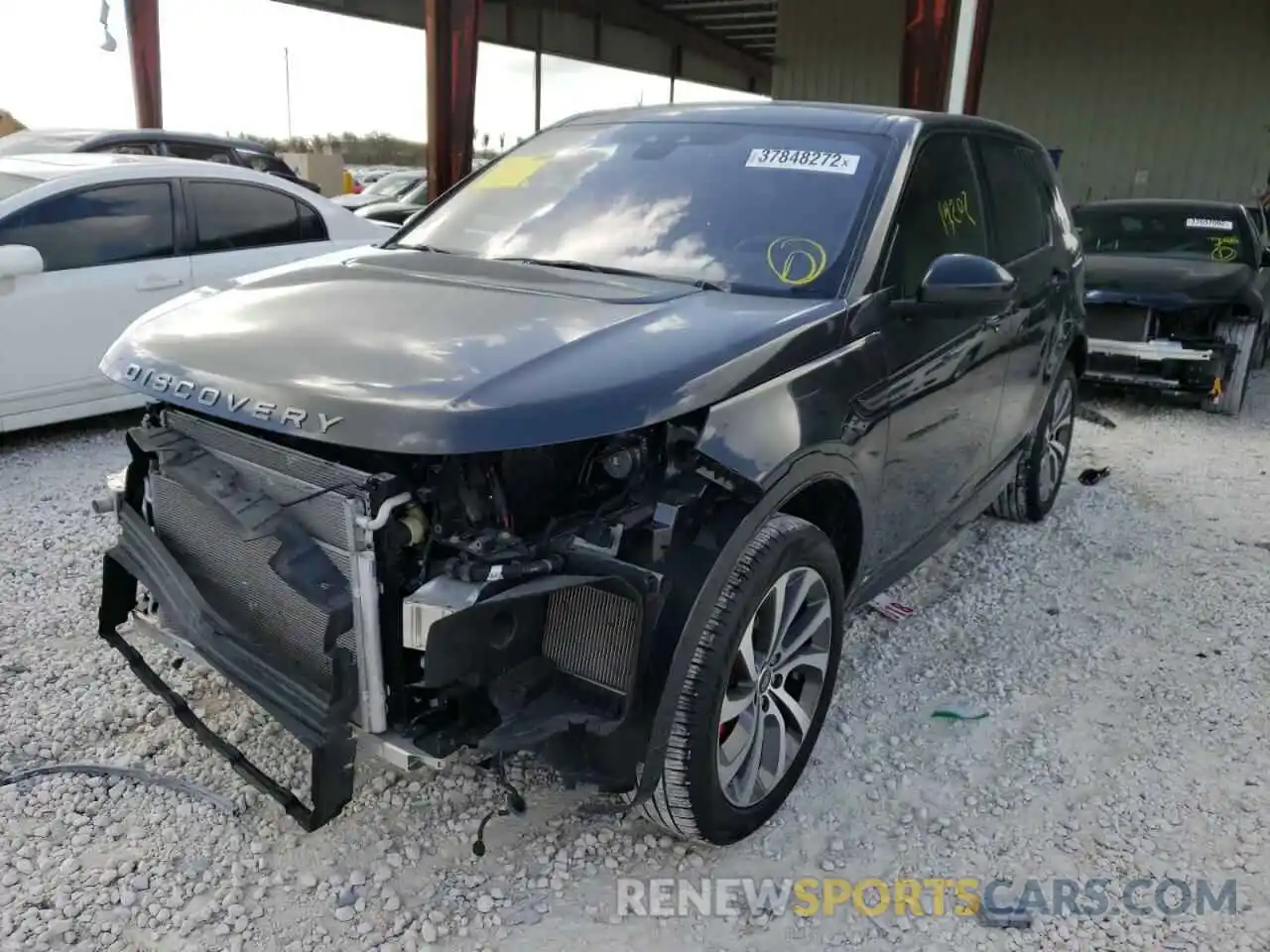 2 Photograph of a damaged car SALCM2GX7LH841442 LAND ROVER DISCOVERY 2020