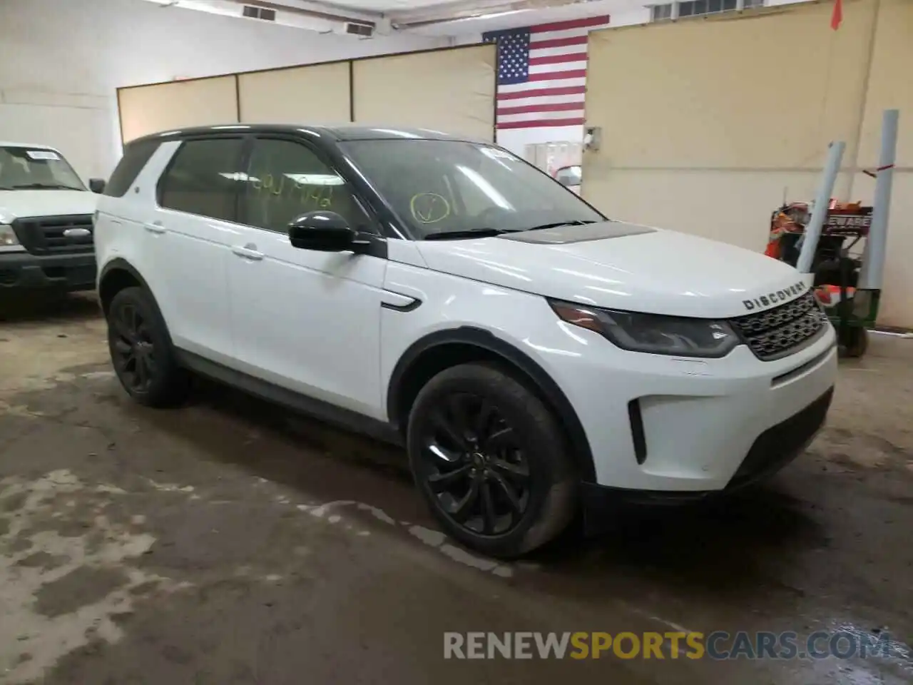 1 Photograph of a damaged car SALCP2FX0LH846460 LAND ROVER DISCOVERY 2020