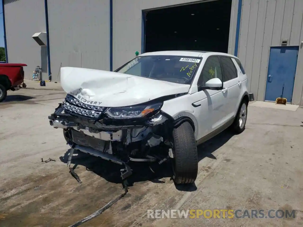 2 Photograph of a damaged car SALCP2FX1LH841865 LAND ROVER DISCOVERY 2020