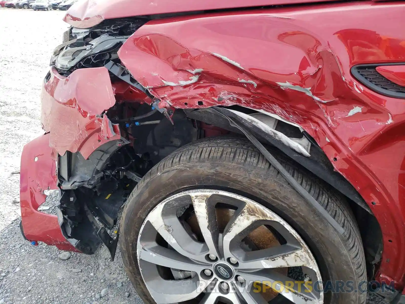 9 Photograph of a damaged car SALCP2FX3LH860840 LAND ROVER DISCOVERY 2020