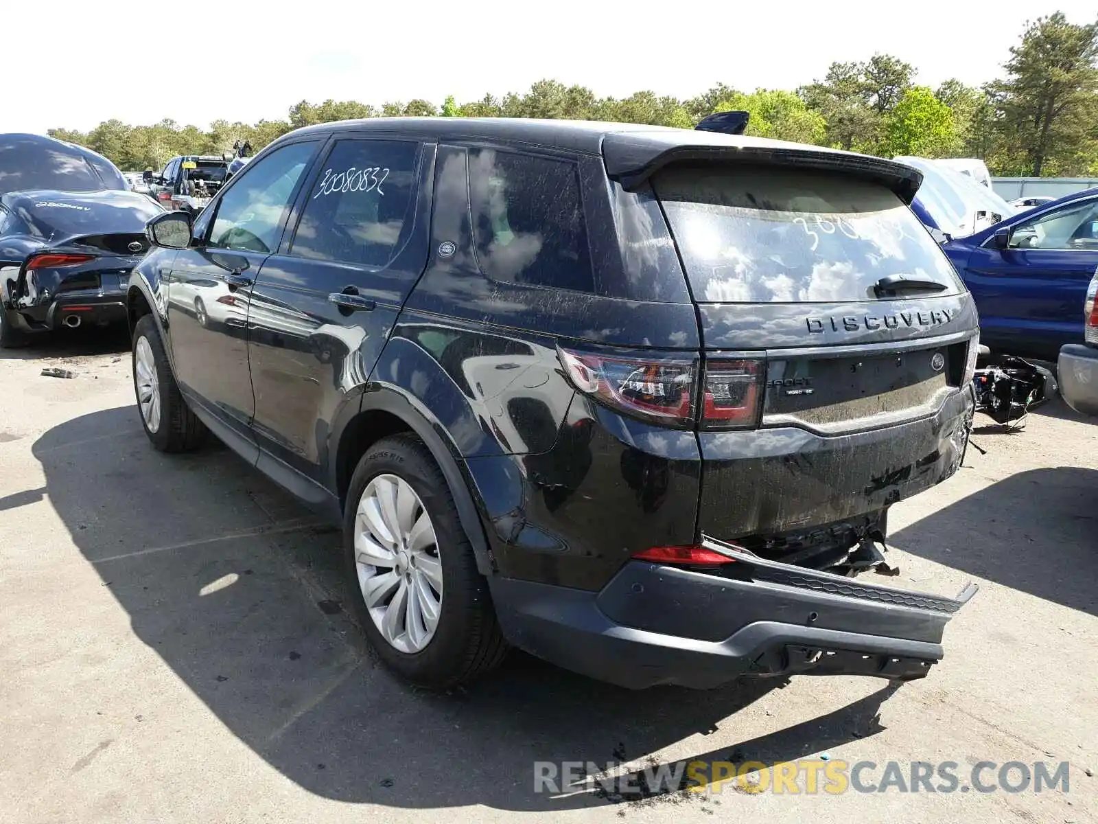 3 Photograph of a damaged car SALCP2FX6LH846169 LAND ROVER DISCOVERY 2020