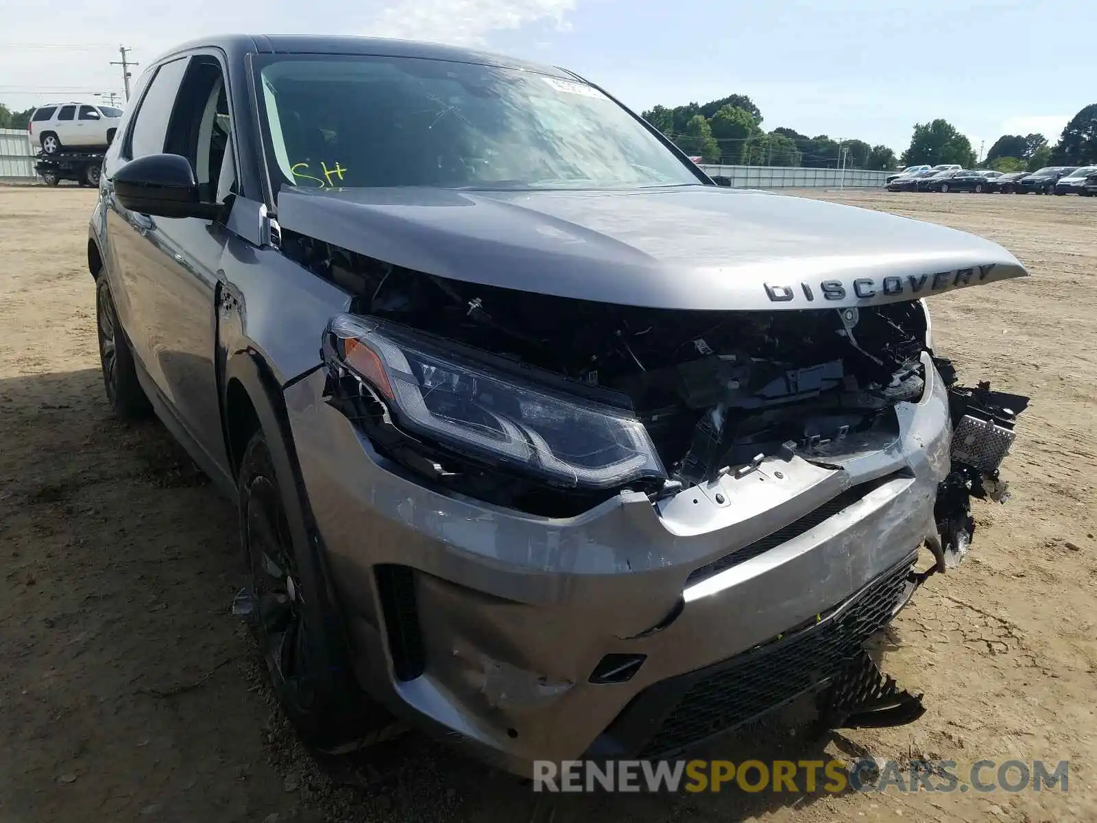 1 Photograph of a damaged car SALCP2FX7LH840865 LAND ROVER DISCOVERY 2020