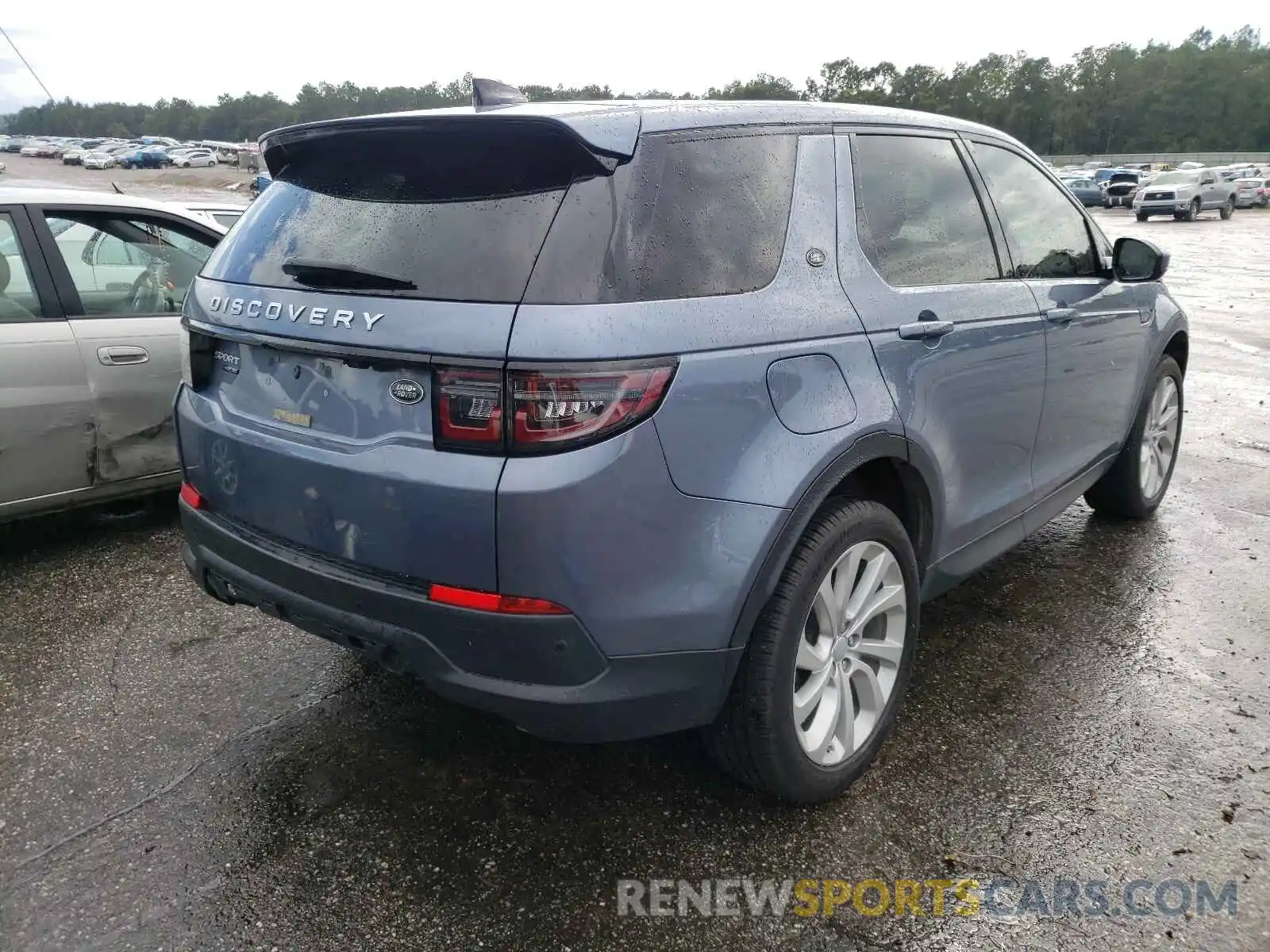 4 Photograph of a damaged car SALCP2FX9LH836042 LAND ROVER DISCOVERY 2020