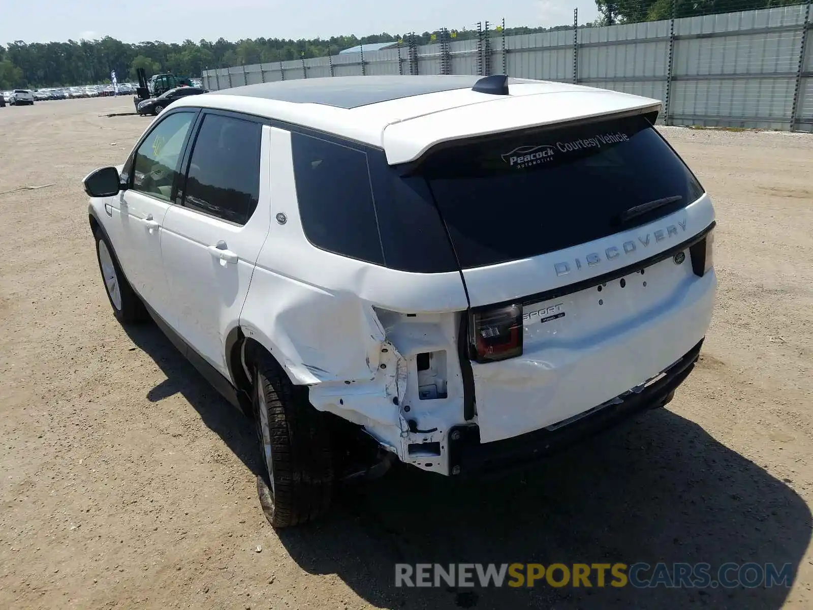 3 Photograph of a damaged car SALCP2FX9LH847316 LAND ROVER DISCOVERY 2020