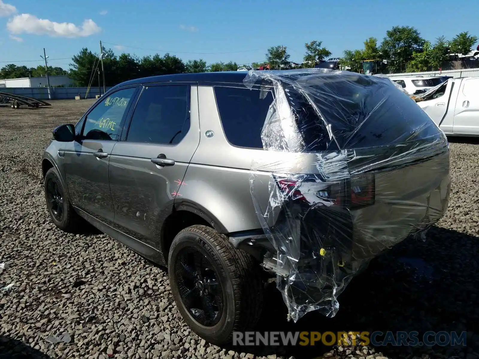 3 Photograph of a damaged car SALCT2FX2LH849503 LAND ROVER DISCOVERY 2020