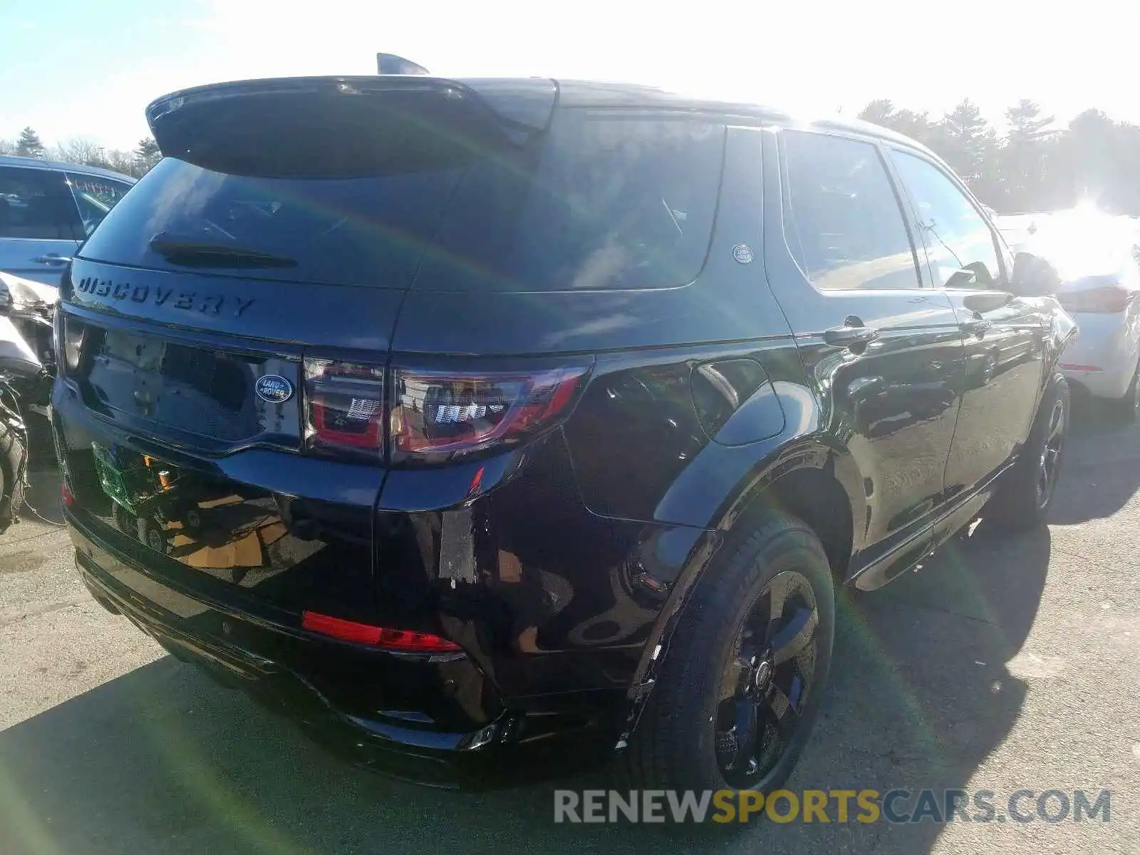 4 Photograph of a damaged car SALCT2FX3LH839174 LAND ROVER DISCOVERY 2020