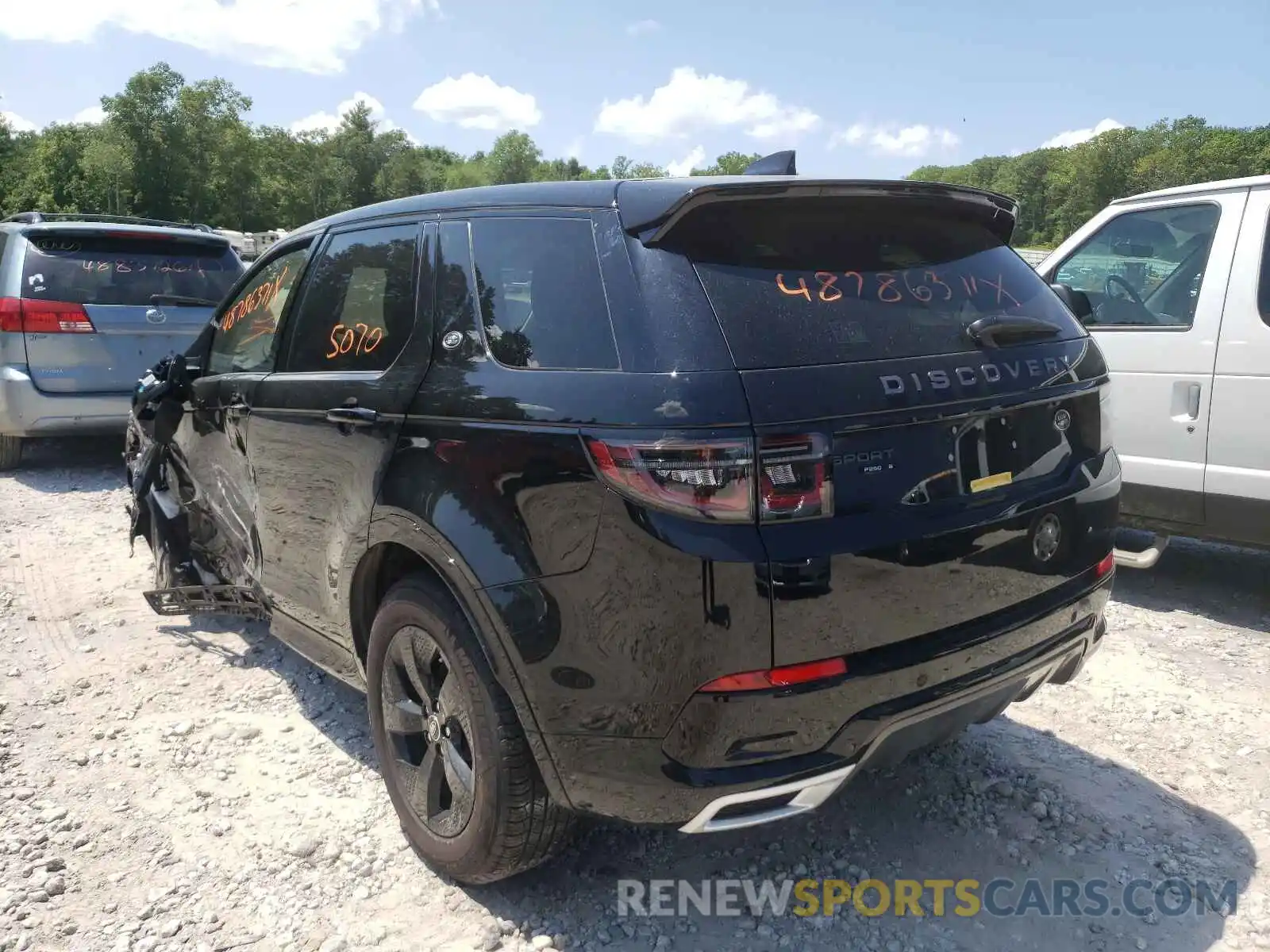 3 Photograph of a damaged car SALCT2FX4LH860485 LAND ROVER DISCOVERY 2020