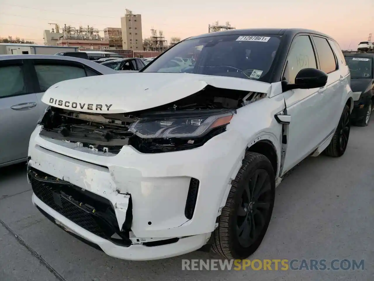 2 Photograph of a damaged car SALCT2FX4LH866206 LAND ROVER DISCOVERY 2020