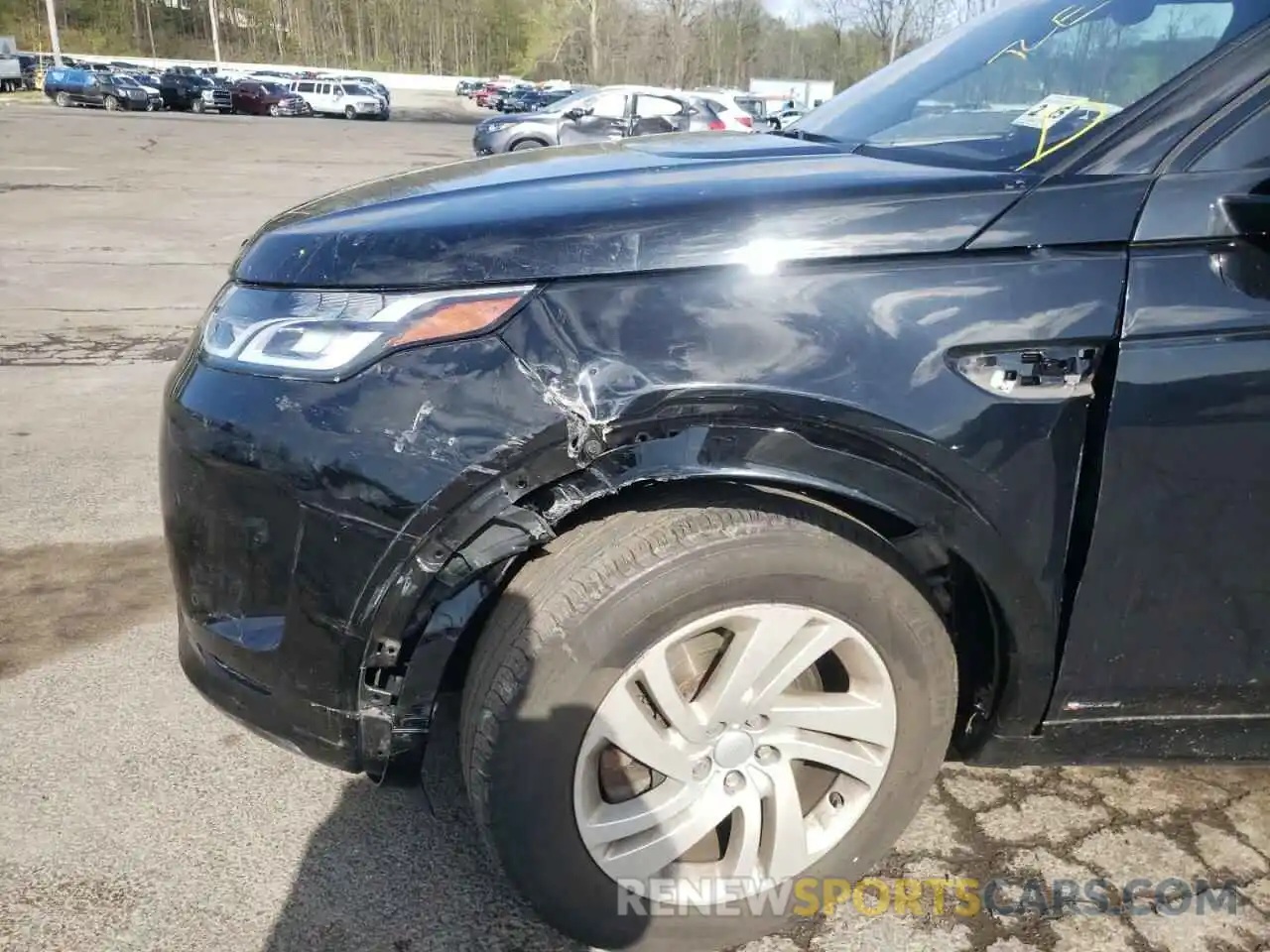 9 Photograph of a damaged car SALCT2FX7LH835077 LAND ROVER DISCOVERY 2020