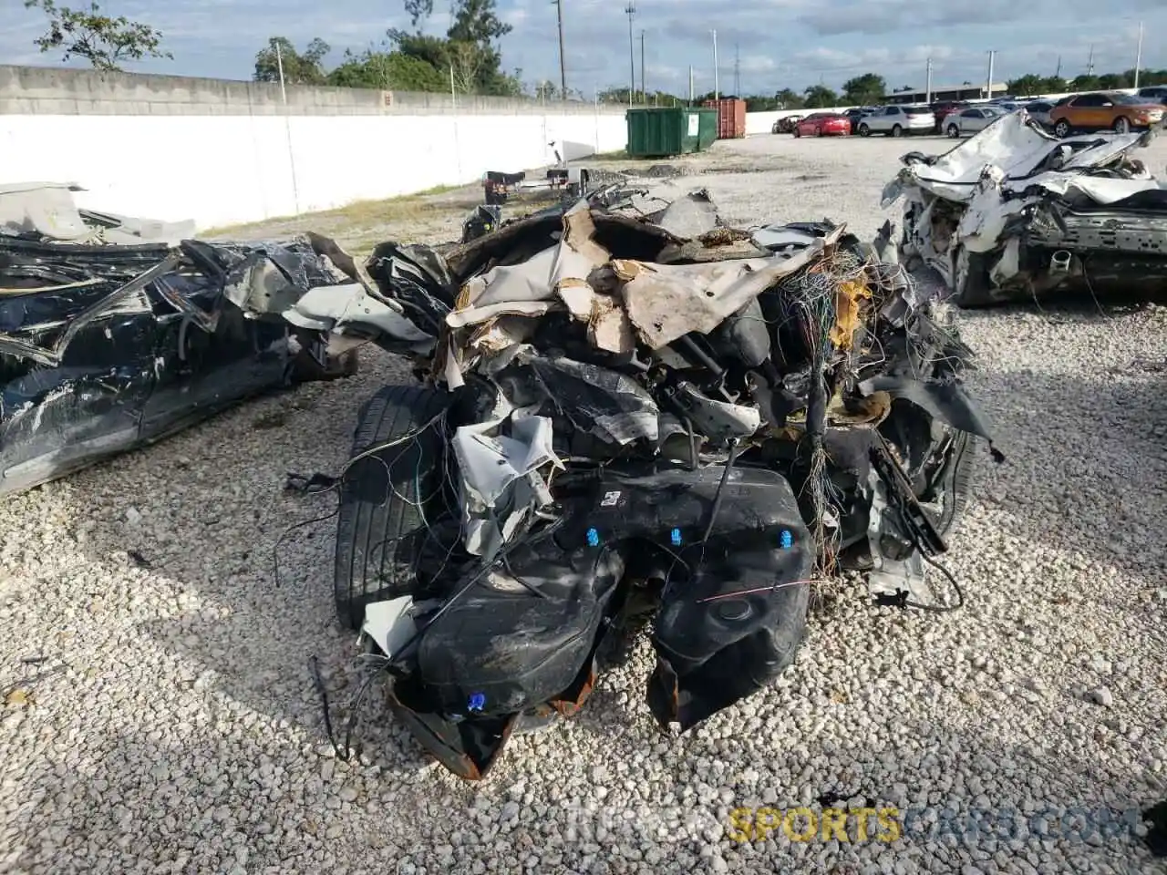 10 Photograph of a damaged car SALRG2RV0L2421277 LAND ROVER DISCOVERY 2020