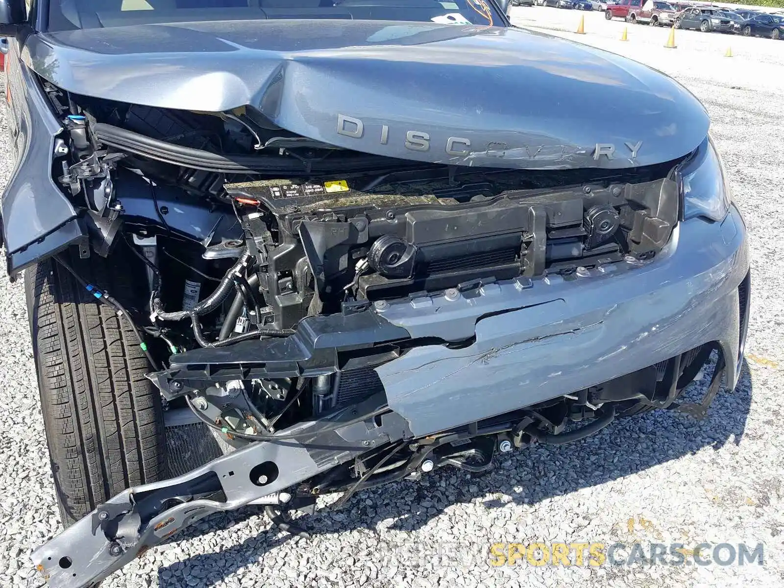 9 Photograph of a damaged car SALRG2RV0L2422624 LAND ROVER DISCOVERY 2020