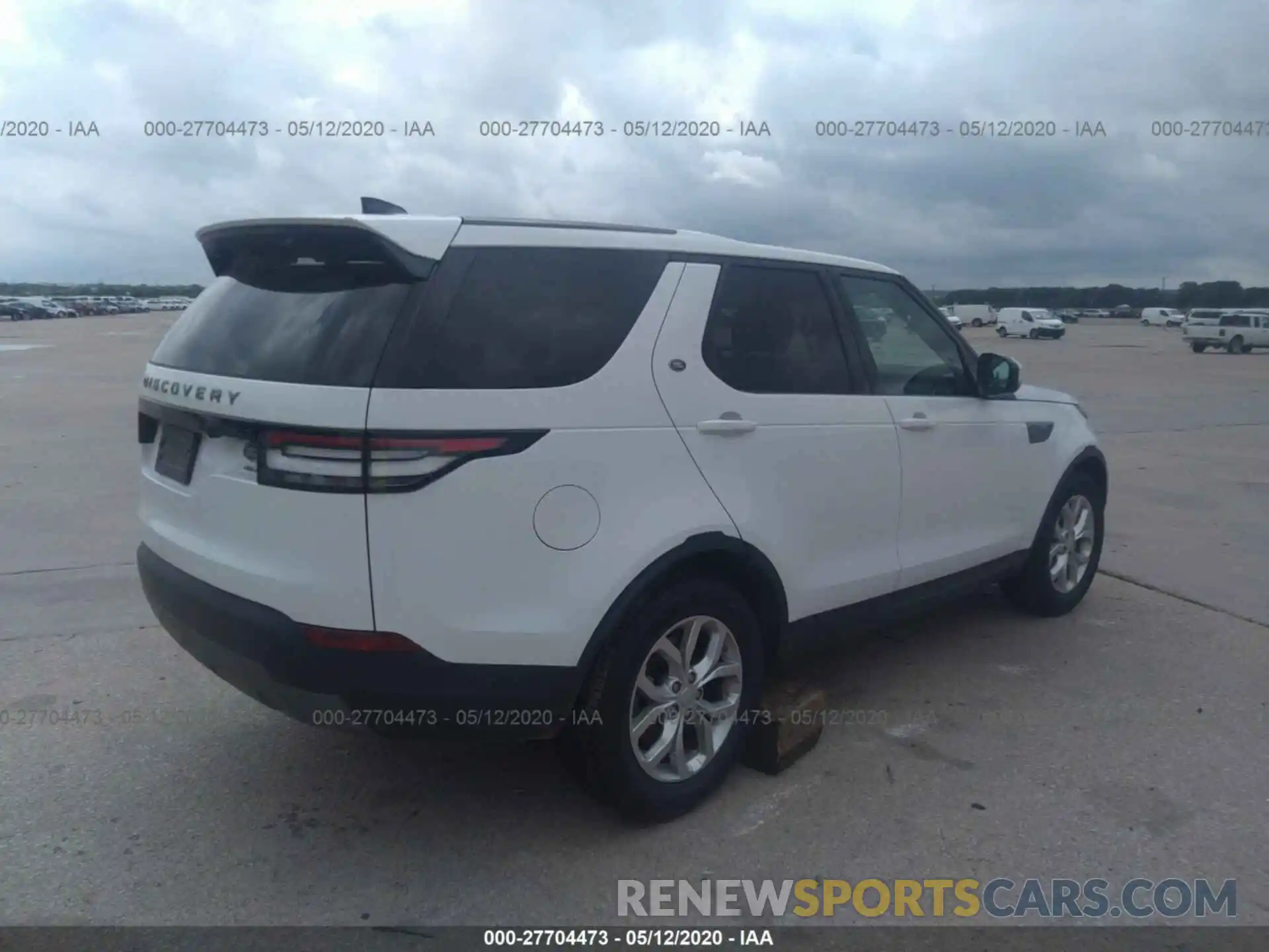 4 Photograph of a damaged car SALRG2RV0L2423045 LAND ROVER DISCOVERY 2020