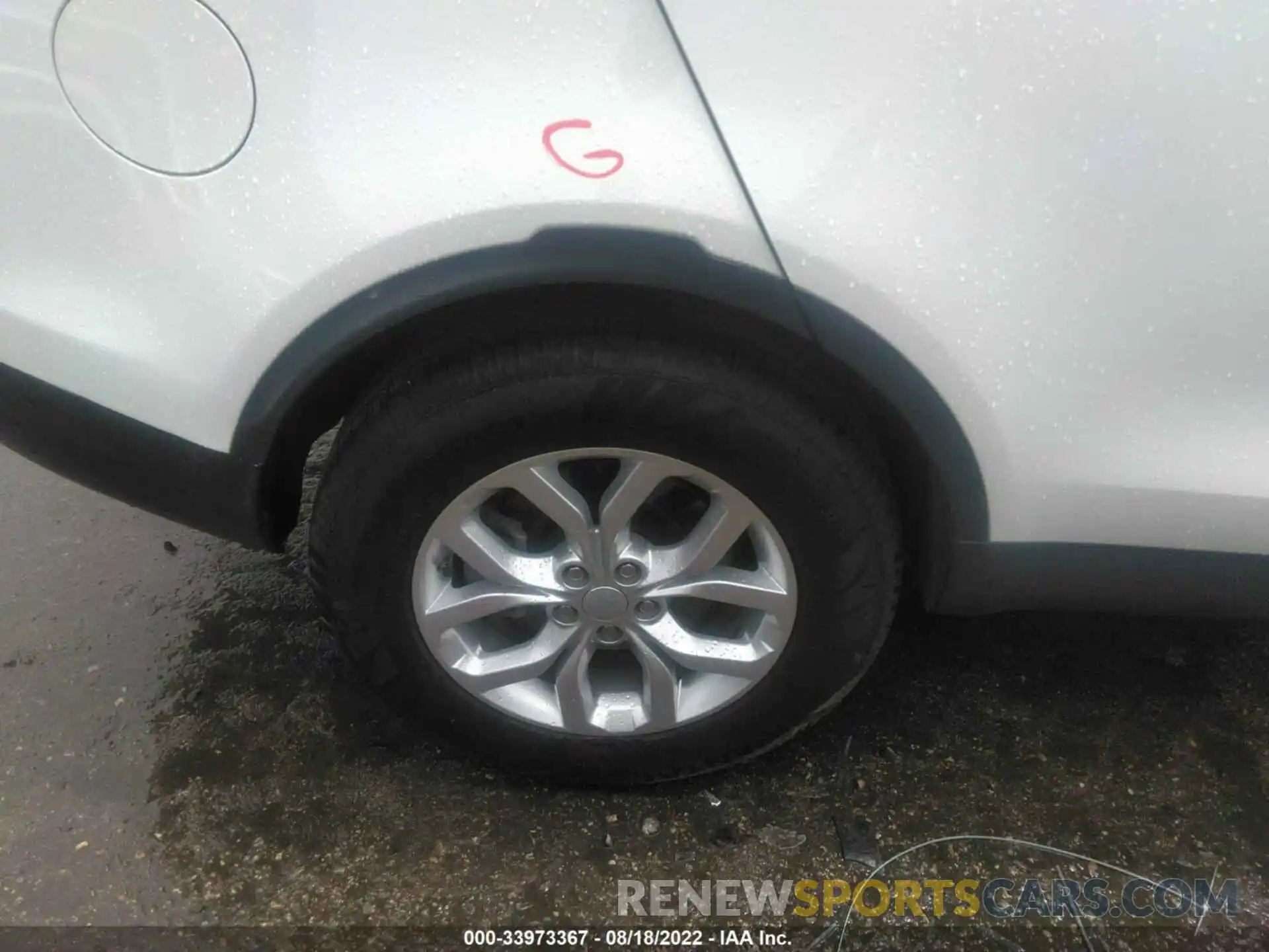 15 Photograph of a damaged car SALRG2RV0L2423059 LAND ROVER DISCOVERY 2020