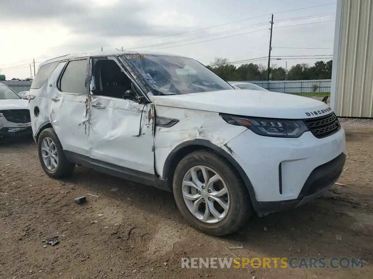 4 Photograph of a damaged car SALRG2RV0L2428116 LAND ROVER DISCOVERY 2020