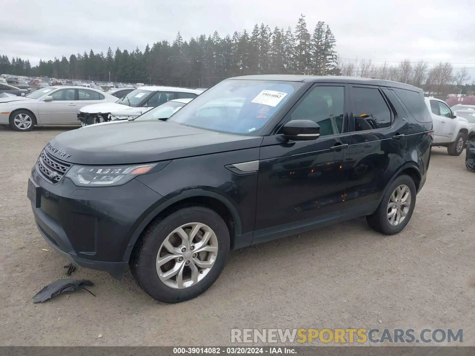 2 Photograph of a damaged car SALRG2RV0L2428469 LAND ROVER DISCOVERY 2020