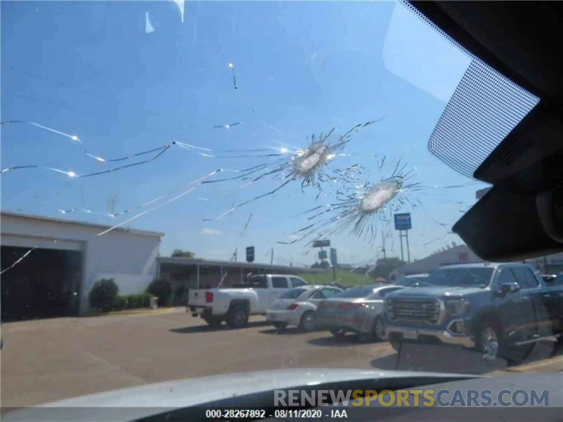 8 Photograph of a damaged car SALRG2RV1L2423183 LAND ROVER DISCOVERY 2020