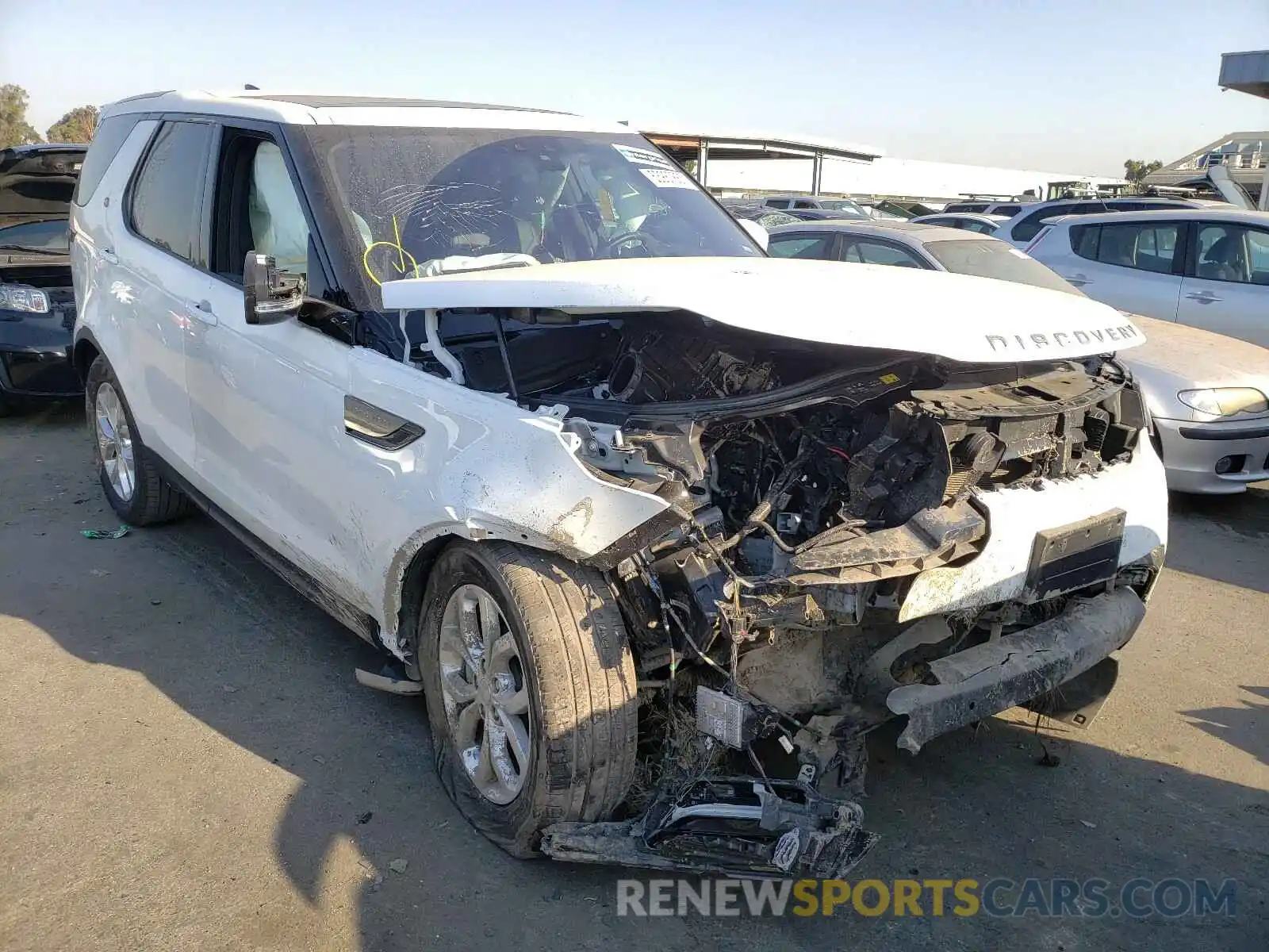 1 Photograph of a damaged car SALRG2RV1L2428058 LAND ROVER DISCOVERY 2020