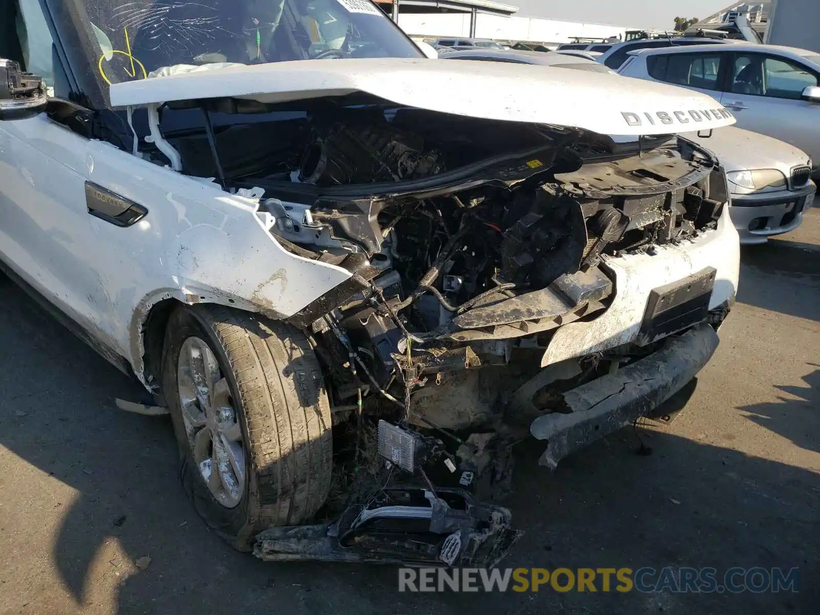 9 Photograph of a damaged car SALRG2RV1L2428058 LAND ROVER DISCOVERY 2020