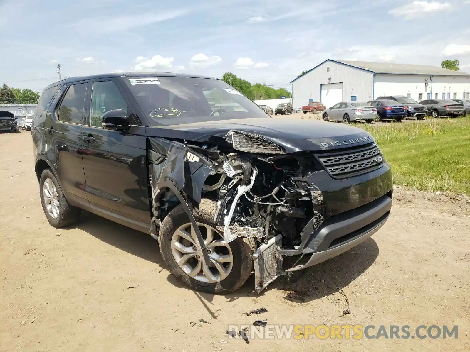 1 Фотография поврежденного автомобиля SALRG2RV1L2428285 LAND ROVER DISCOVERY 2020