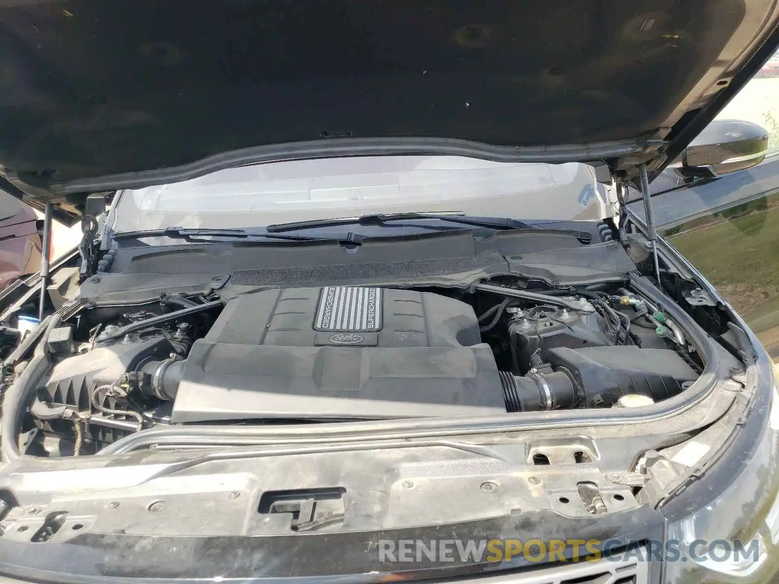 7 Photograph of a damaged car SALRG2RV1L2428285 LAND ROVER DISCOVERY 2020