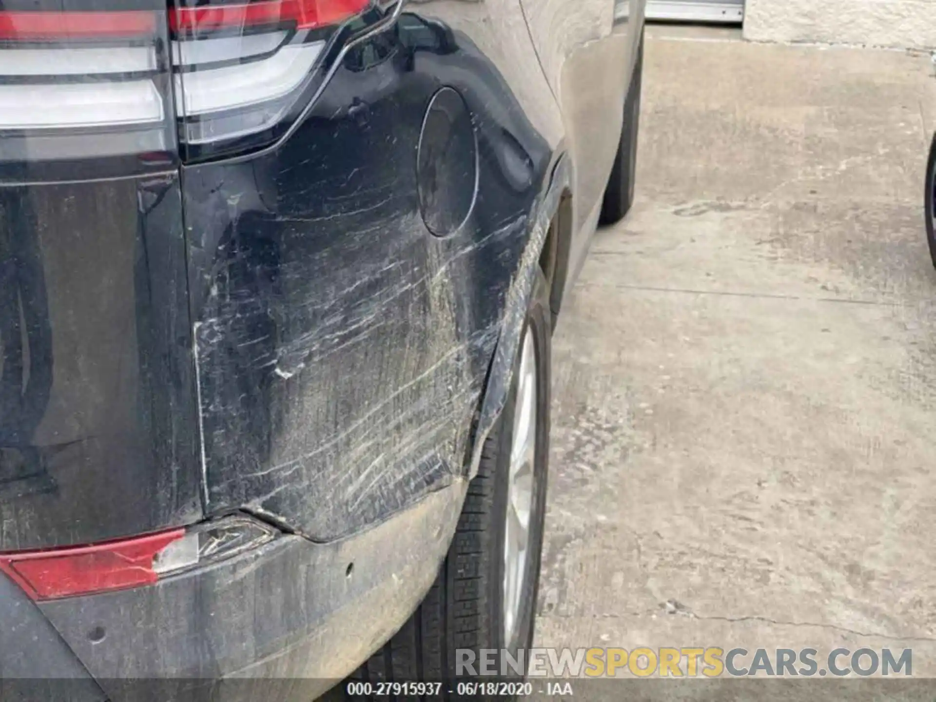 5 Photograph of a damaged car SALRG2RV2L2424861 LAND ROVER DISCOVERY 2020