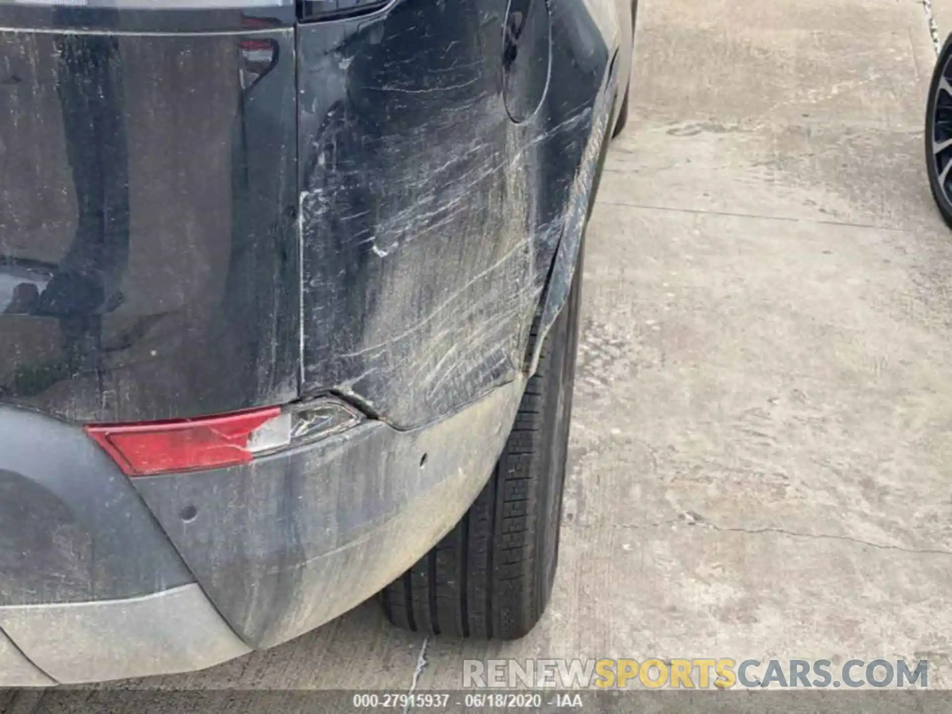 6 Photograph of a damaged car SALRG2RV2L2424861 LAND ROVER DISCOVERY 2020