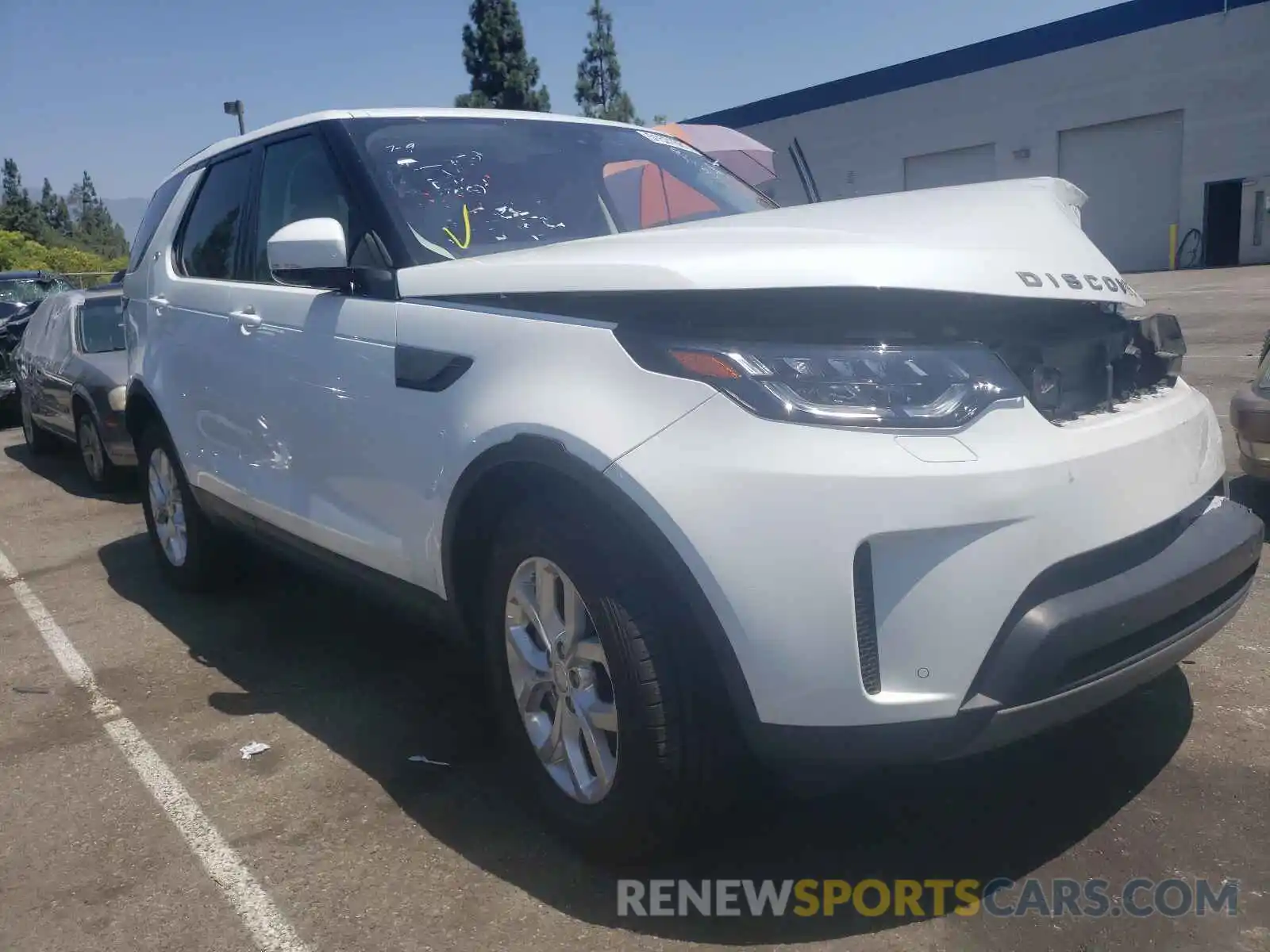 1 Photograph of a damaged car SALRG2RV2L2428540 LAND ROVER DISCOVERY 2020