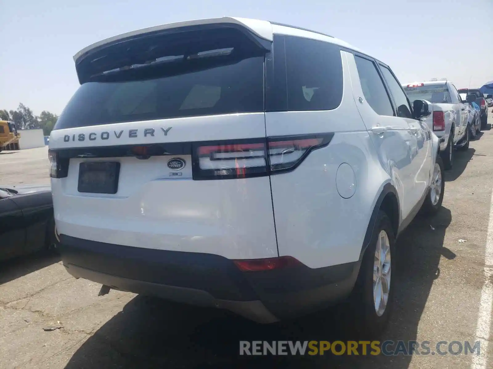 4 Photograph of a damaged car SALRG2RV2L2428540 LAND ROVER DISCOVERY 2020